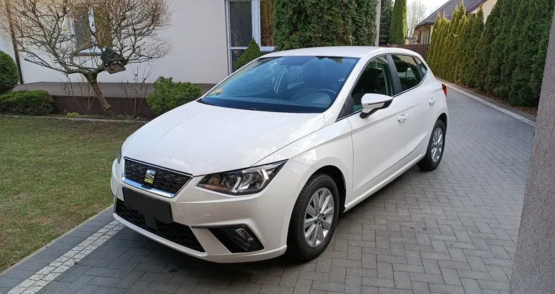 kujawsko-pomorskie Seat Ibiza cena 39999 przebieg: 111500, rok produkcji 2017 z Białystok